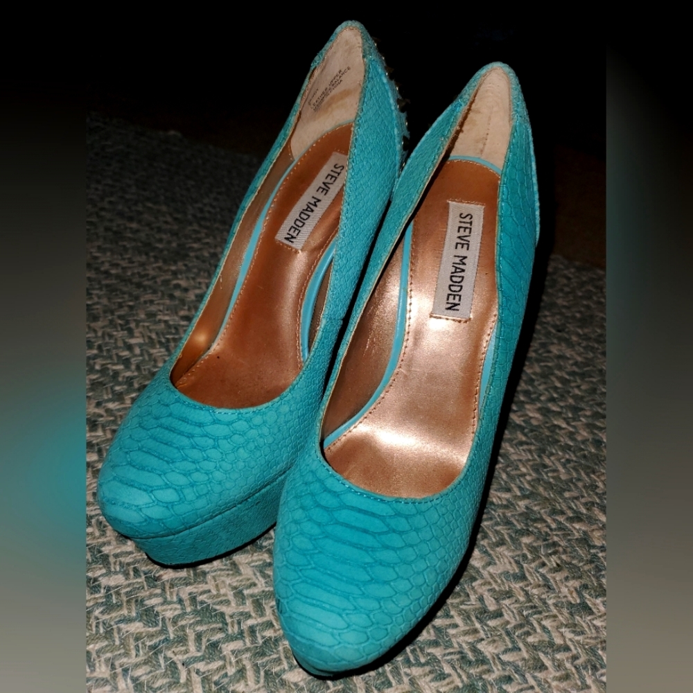 Steve madden pumps
